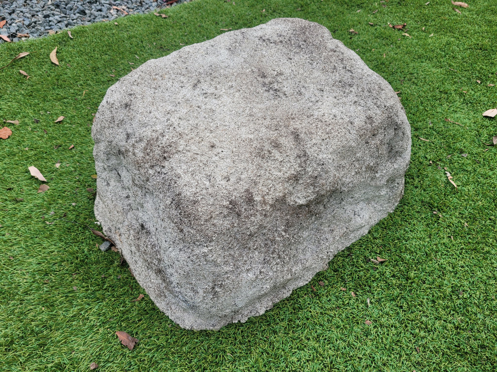 Memorial Rock Urn 1835 Extra-Large White